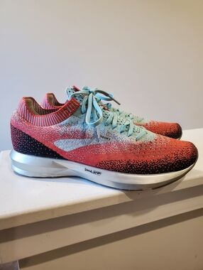 Brooks Levitate 2 Running Shoes – Size 10.5 (Men’s)